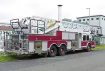 US-Oldtimer-Feuerwehr mit Drehleiter und Korb in Bad Honnef - 23.06.2018