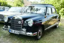=MB 180 c, W 120, Bj. 1961, 68 PS ausgestellt bei Blech & Barock im Juli 2018 auf dem Gelände von Schloß Fasanerie bei Eichenzell