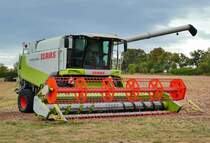=Claas Lexion 560, gesehen bei den Traktorfreunden Mackenzell im September 2018
