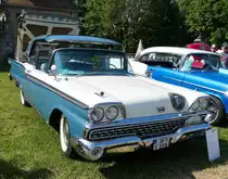 =Ford Galaxie Skyliner Retractable Hardtop Coupe, Bj. 1959, 300 PS, ausgestellt bei Blech & Barock im Juli 2018 auf dem Gelände von Schloß Fasanerie bei Eichenzell