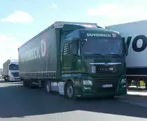 =MAN-Sattelzug der Spedition DUVENBECK rastet an der A 3 im September 2018