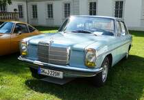 =MB 220/8, Bj. 1969, 105 PS, ausgestellt bei Blech & Barock im Juli 2018 auf dem Gelände von Schloß Fasanerie bei Eichenzell