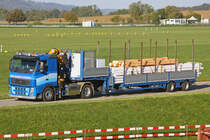 Volovo FH, Voser Transport, 6.09.18, Flughafen Zürich.