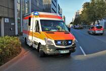 DRK Lahn Dill Kreis Mercedes Benz Sprinter RTW am 29.09.18 bei der Katastrophenschutzübung Frankopia in Frankfurt am Main Osthafen
