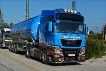 MAN Silosattelzug von Silo-Melmer ist mir am 16.09.2018 aufgefallen.