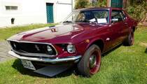 =Ford Mustang, ausgestellt bei Blech & Barock im Juli 2018 auf dem Gelände von Schloß Fasanerie bei Eichenzell