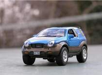 Isuzu Vehicross. Massstab: 1/43. Hersteller: Hongwell/Cararama