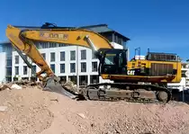 CAT 374 eingesetzt beim Abbruch eines Hauses in Weiden Oberpfalz 29.09.2018