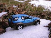 Isuzu Vehicross. Massstab: 1/43. Hersteller: Hongwell/Cararama
