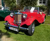 =MG TD, Bj. 1953, 54 PS, ausgestellt bei Blech & Barock im Juli 2018 auf dem Gelände von Schloß Fasanerie bei Eichenzell