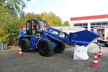 THW Bad Homburg CAT Radlader am 03.10.18 beim Tag der offenen Tür 
