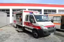 DRK Kreisverband Hochtaunuskreis Ortsverband Bad Homburg IVECO Daily GW am 03.10.18 beim Tag der offenen Tür des THW