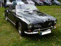 VW Typ 14 Cabriolet. 1955 - 1974. Hier habe ich ein Cabriolet des Modelljahres 1963 abgelichtet. Oldtimertreffen Schloss Lauersfort in Moers am 03.10.2018.