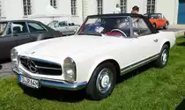 =MB 230 SL Automatic, gesehen bei Blech & Barock im Juli 2018 auf dem Gelände von Schloß Fasanerie bei Eichenzell