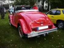 Heckansicht einer Hoffmann-Ente aus dem Jahr 1989. Oldtimertreffen Schloss Lauersfort in Moers am 03.10.2018.