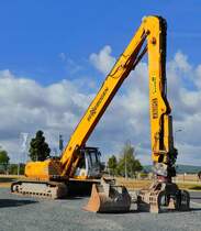 =Sennebogen 830, ausgestellt beim Fuldaer Autotag 2018 im August