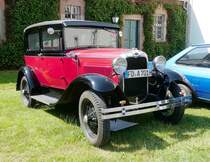 =Ford A, steht bei Blech & Barock im Juli 2018 auf dem Gelände von Schloß Fasanerie bei Eichenzell