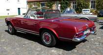 =MB 280 SL, Bj. 1968, ausgestellt bei Blech & Barock im Juli 2018 auf dem Gelände von Schloß Fasanerie bei Eichenzell