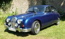 =Jaguar MK, steht bei Blech & Barock im Juli 2018 auf dem Gelände von Schloß Fasanerie bei Eichenzell 1