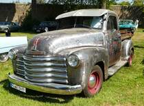 =Chevrolet 3100, Bj. 1951, 5,7 l, 170 PS, steht bei Blech & Barock im Juli 2018 auf dem Gelände von Schloß Fasanerie bei Eichenzell 1