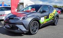 =Toyota C-HR, gesehen beim Fuldaer Autotag 2018 im August