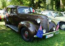 =Hudson 112 Saloon, Bj. 1938, 2.8 l, 80 PS, ausgestellt bei Blech & Barock im Juli 2018 auf dem Gelände von Schloß Fasanerie bei Eichenzell