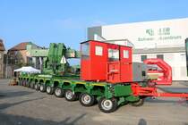 Spedition Kübler Schwertransport Spezialfahrezug am 20.10.18 beim Tag der offenen Tür in neuem Schwerlastzentrum im Mannheimer Hafen 