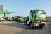 Spedition Kübler Mercedes Benz Actros V8 mit Tragschnabelwagen am 20.10.18 beim Tag der offenen Tür in neuem Schwerlastzentrum im Mannheimer Hafen 