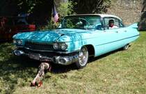 =Cadillac Sedan de Ville, Bj. 1959, 6391 ccm, 325 PS, ausgestellt bei Blech & Barock im Juli 2018 auf dem Gelände von Schloß Fasanerie bei Eichenzell