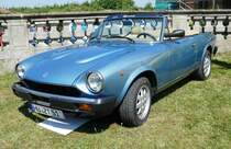 =Fiat Spider, ausgestellt bei Blech & Barock im Juli 2018 auf dem Gelände von Schloß Fasanerie bei Eichenzell