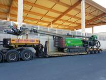 DELMAG Bohrgerät am 15.10.18 in Niedernberg in einer Nebenstraße 