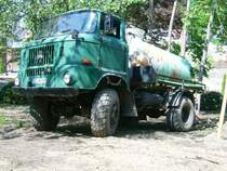 IFA W50LA ehem.F�kalien jetzt als Wasserwagen zum Gie�en und Weidetr�nken f�llen genutzt. 