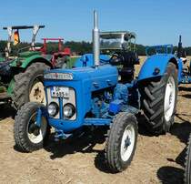=Fordson Super Dexta, ausgestellt am Baiersröder Hof im August 2018