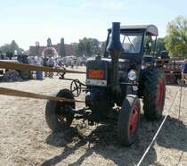 =Lanz steht zur nächsten Dreschvorführung am Baiersröder Hof im August 2018 bereit