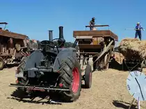 =Lanz steht bereit zur nächsten Dreschvorführung am Baiersröder Hof im August 2018