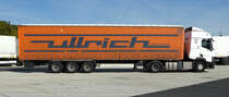 =Renault-Sattelzug der ULRICH-Gruppe rastet an der A 66 im Oktober 2018