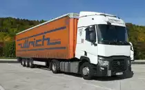 =Renault-Sattelzug der ULRICH-Gruppe rastet an der A 66 im Oktober 2018