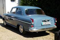 =Borgward Isabella, steht am Baiersröder Hof im August 2018