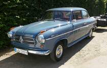 =Borgward Isabella, steht am Baiersröder Hof im August 2018