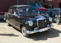 =MB Ponton steht am Baiersröder Hof im August 2018