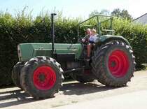 =Fendt Favorit 610 S, gesehen am Baiersröder Hof im August 2018