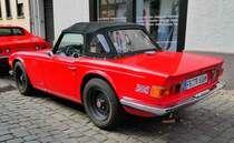 =Triumph TR 6, ausgestellt beim Sockenmarkt in Lauterbach, 09-2018
