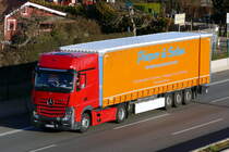 Mercedes -Benz MB Actros -Sattelzug von 'Pieper & Sohn' Spedition, Berlin -Charlottenburg (A100) im Dezember 2018.