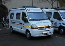 =Renault Master von SECOURISTES FRANCAIS steht im Dezember 2018 in Colmar