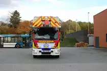 Feuerwehr Langen (Hessen) MAN TGM DLK 23/12 (Florian Langen 1/30) am 02.11.18 bei einen Fototermin