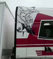 =Führerhausgestaltung des Scania der Möbeltransporterfirma LEIV SAND, gesehen in Norwegen im August 2017