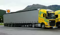 =Volvo FH-Sattelzug der Spedition SAUE, gesehen in Norwegen im August 2017