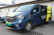 =Opel Vivaro von HERTZ, gesehen in Svolver/Norwegen im August 2017