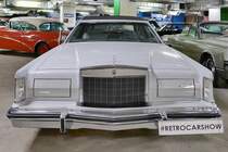 Lincoln Mark V von 19677 in der Retro Car Show im Einkaufszentrum  Piterlend  in St. Petersburg, 17.2.18 