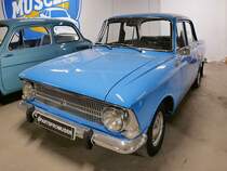 ISch-(Zweigwerk Ischmasch)-Moskwitsch-412 in der Retro Car Show im Einkaufszentrum  Piterlend  in St. Petersburg, 17.2.18